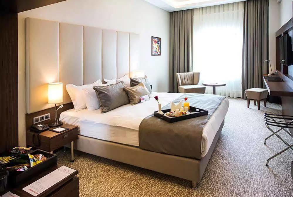 Ramada By Wyndham Yalova Hotel Yalova  Luaran gambar